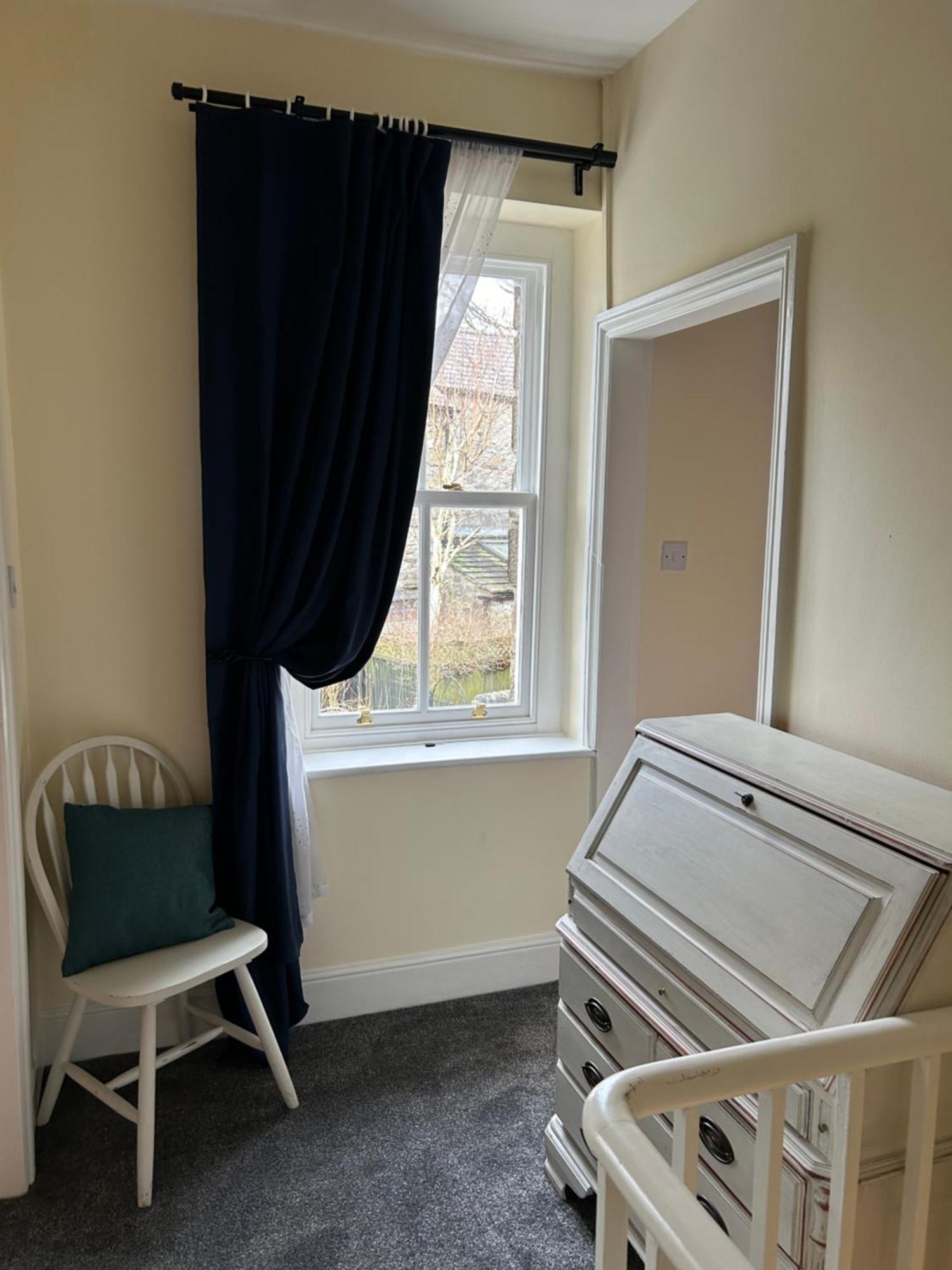 The Buxton Retreat A Luxurious 3-Storey Townhouse With Four Poster Bed And Double Jacuzzi Bath" מראה חיצוני תמונה